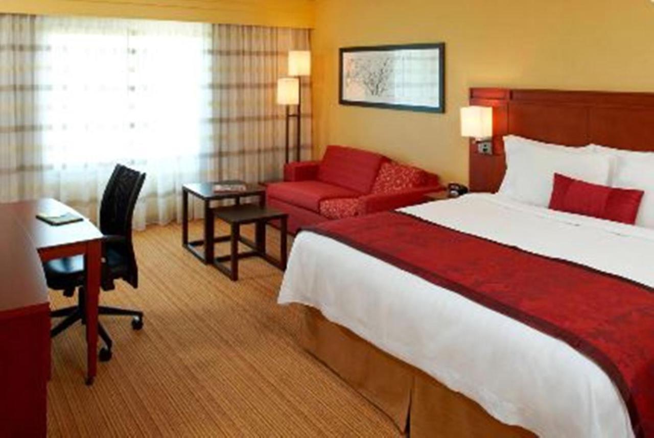 Courtyard By Marriott Buffalo Amherst/University Hotell Eksteriør bilde